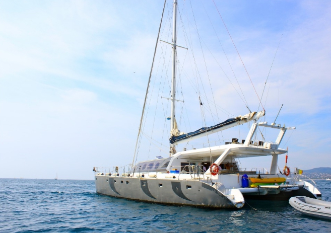 Crewed Catamaran LADY PACA photo 3