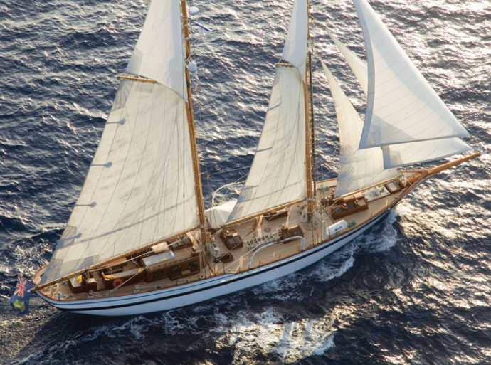 luxury Crewed Sailing Yacht LADY THURAYA photo 3