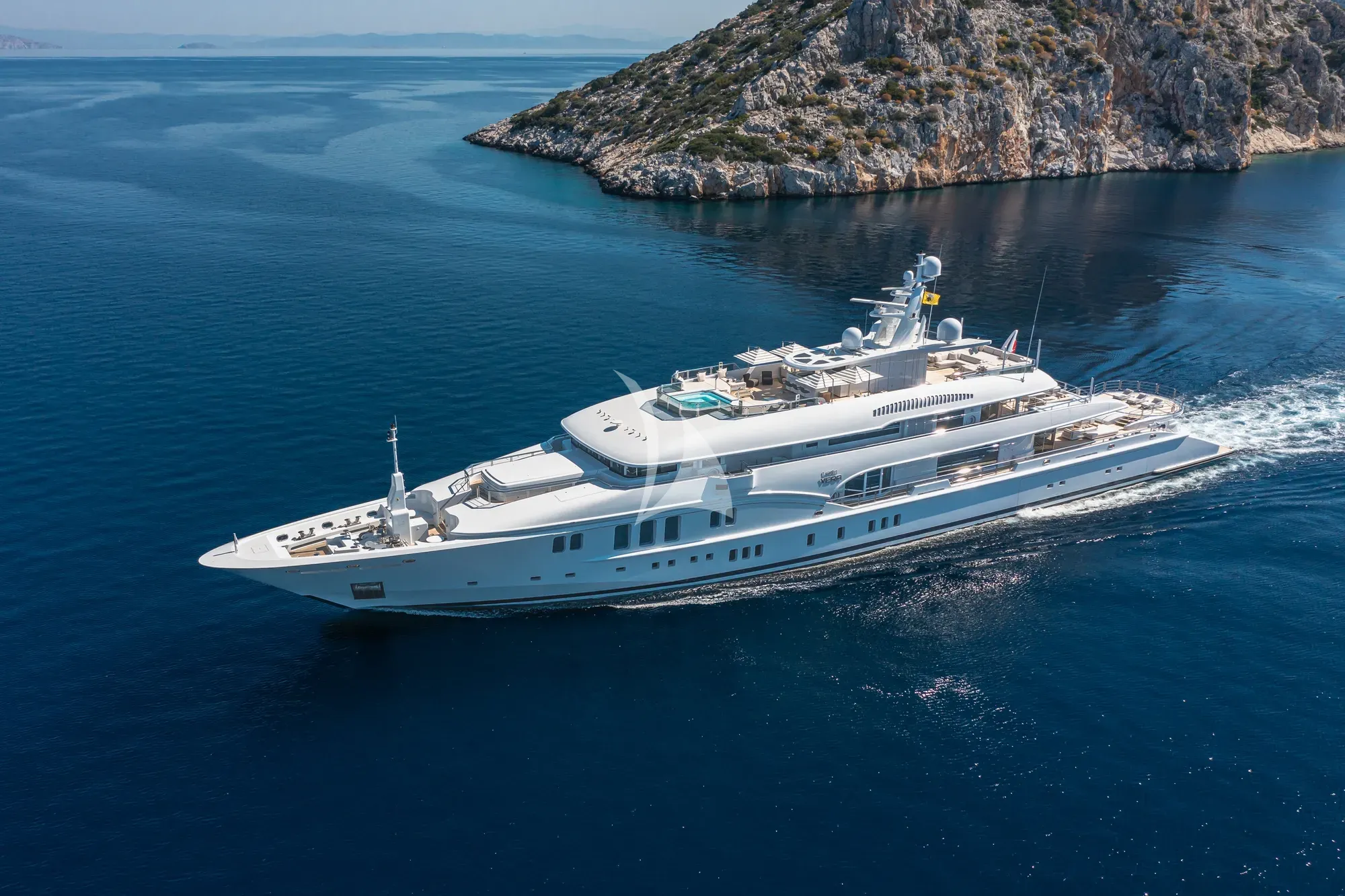 Luxury Crewed Motor Yacht LADY VERA photo 3