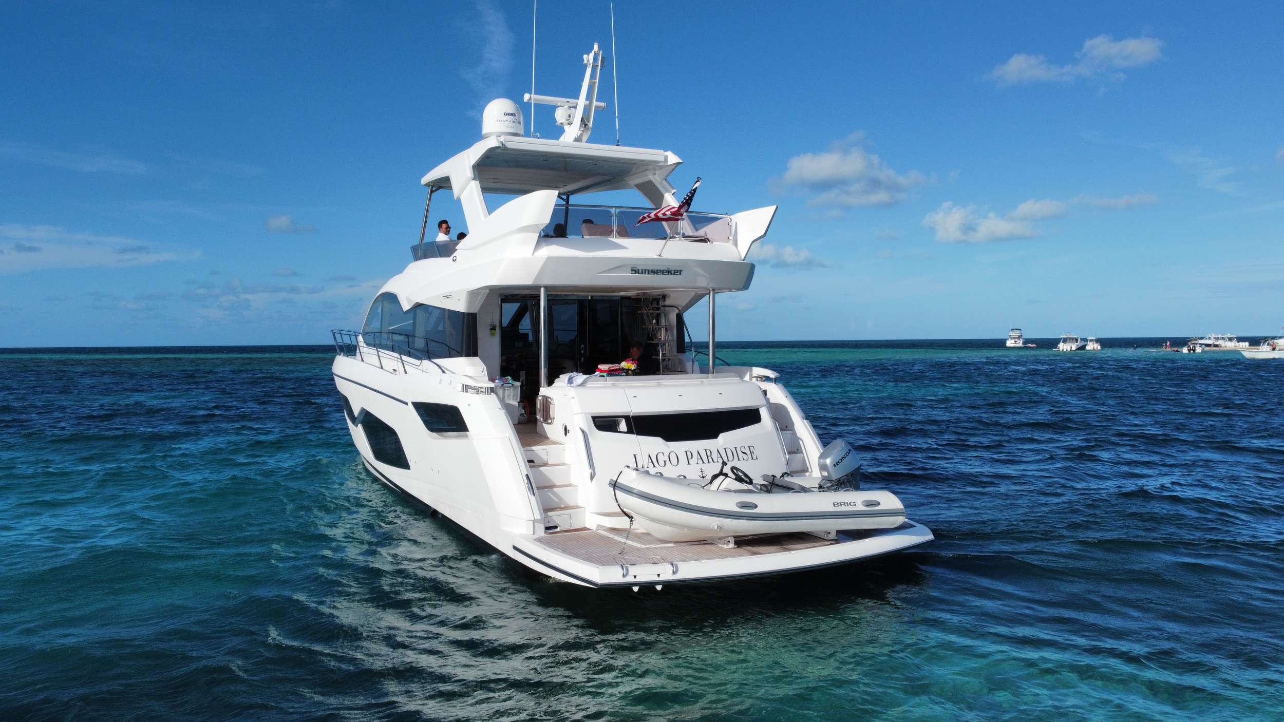 Luxury Crewed Motor Yacht LAGO PARADISE photo 4