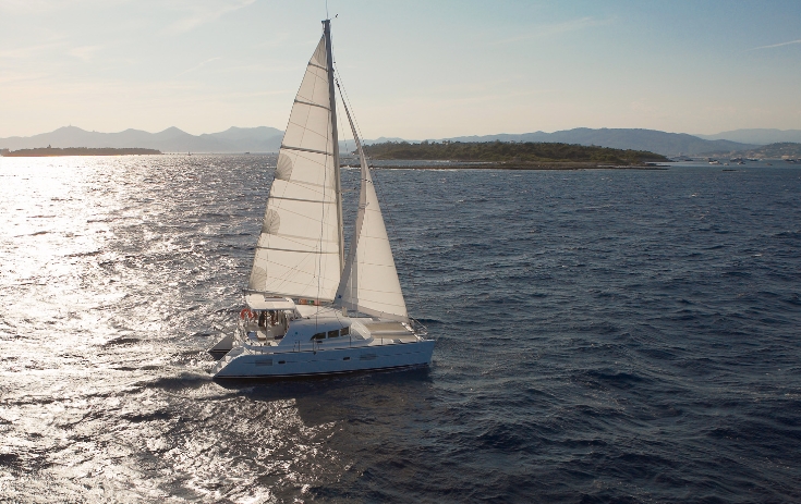 Bareboat Catamaran Lagoon 380