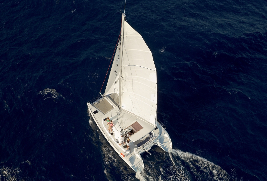 Bareboat Catamaran Lagoon 380 photo 3