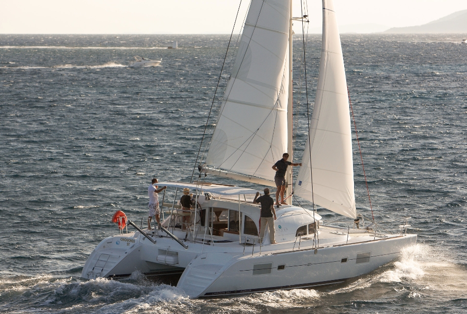 Bareboat Catamaran Lagoon 380 photo 6