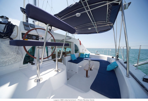 Bareboat Catamaran Lagoon 380 photo 8