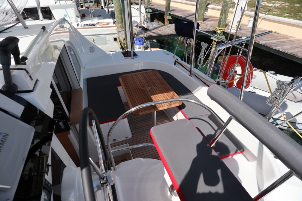 Bareboat Catamaran Blue Butterfly photo 8