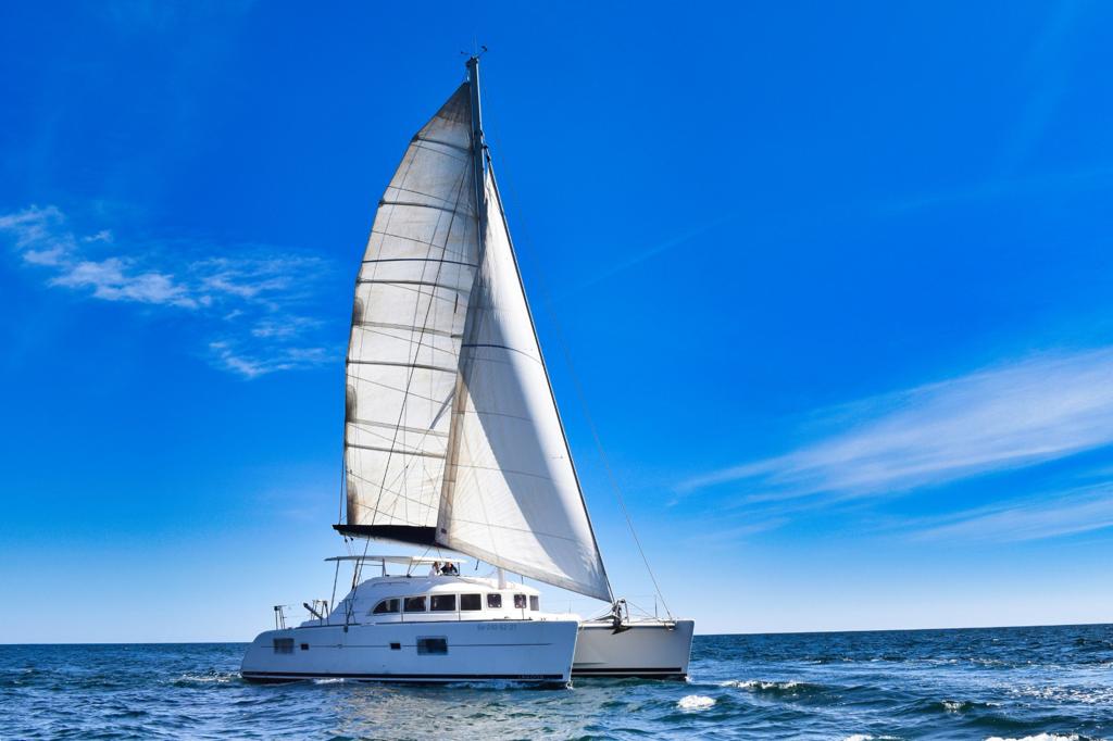 Crewed Sailing Catamaran LAGOON 380
