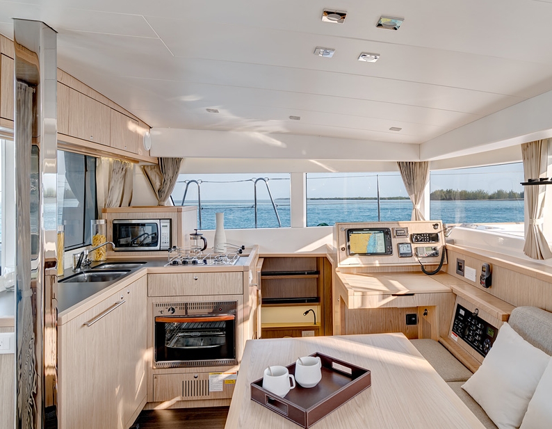 Bareboat Catamaran Lagoon 39 -4 + 2 Cabins photo 5