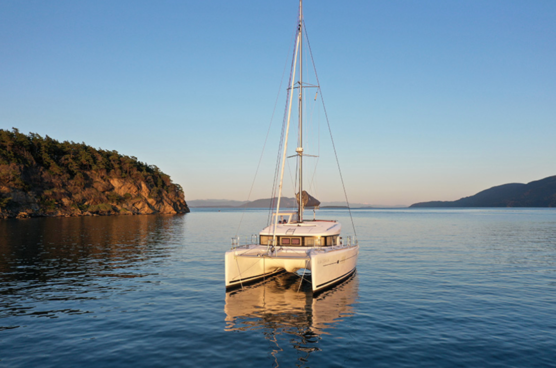 Bareboat Catamaran Lagoon 39 photo 3