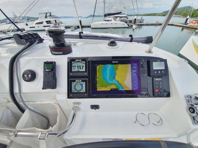 Bareboat Catamaran Lagoon 40 photo 7