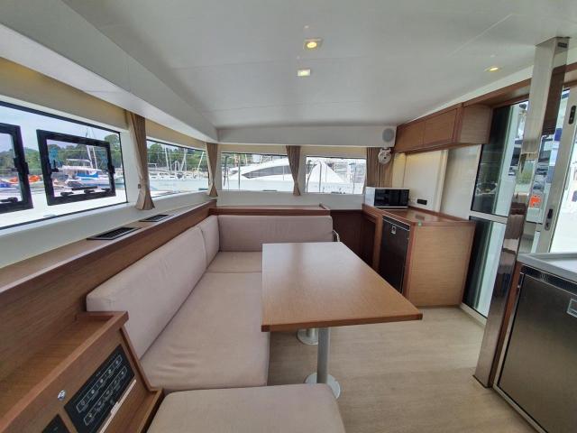 Bareboat Catamaran Lagoon 40 photo 8