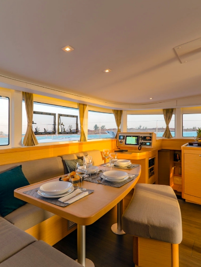 Bareboat Catamaran MARALYN photo 7