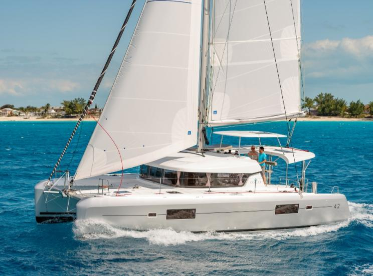 Bareboat Catamaran Lagoon 42