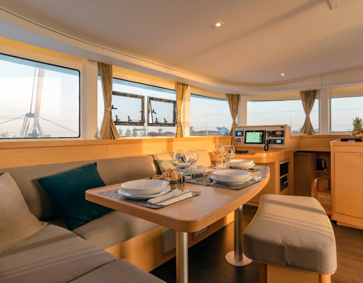 Bareboat Catamaran Lagoon 42 photo 8