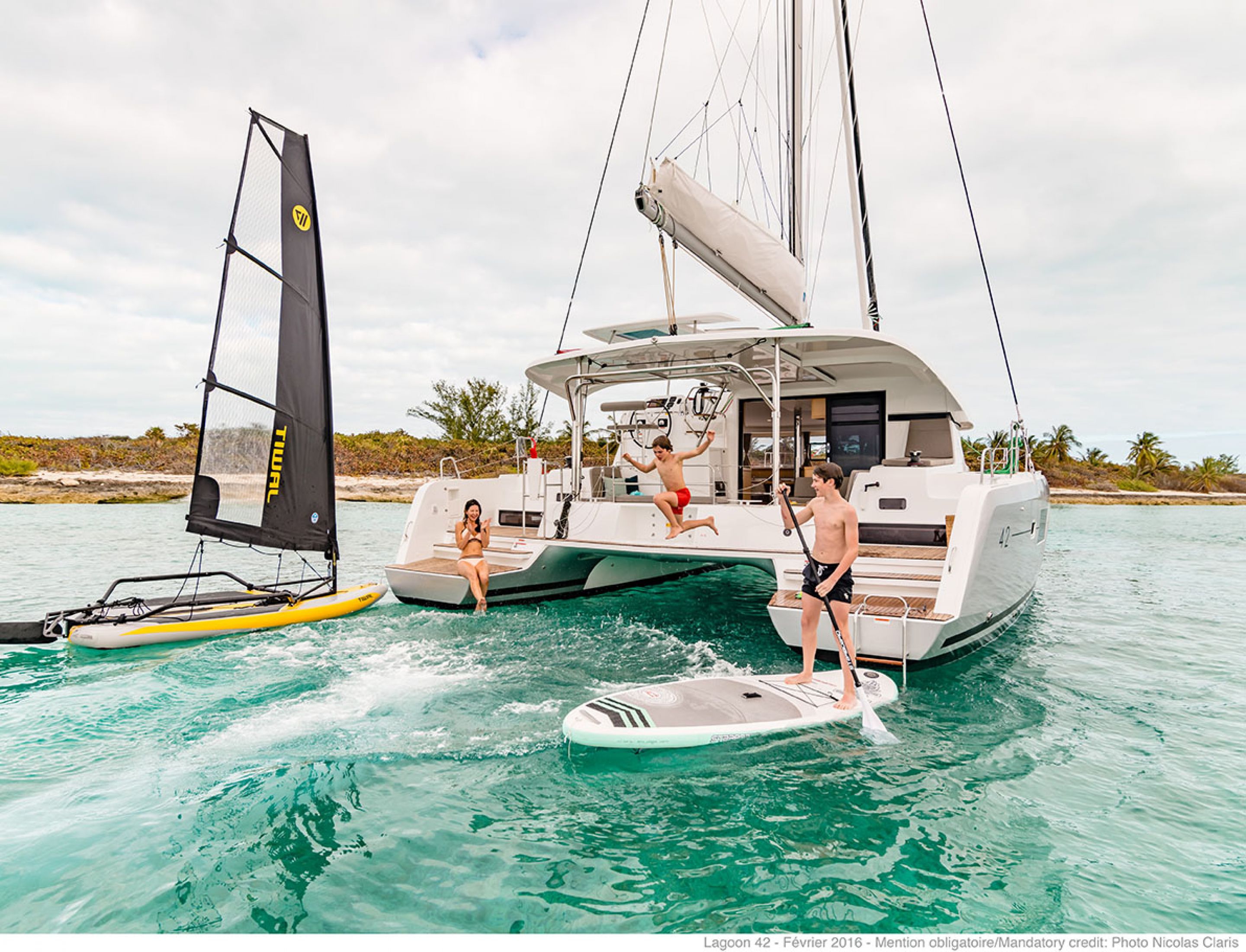 Bareboat Catamaran Lagoon 42 photo 6