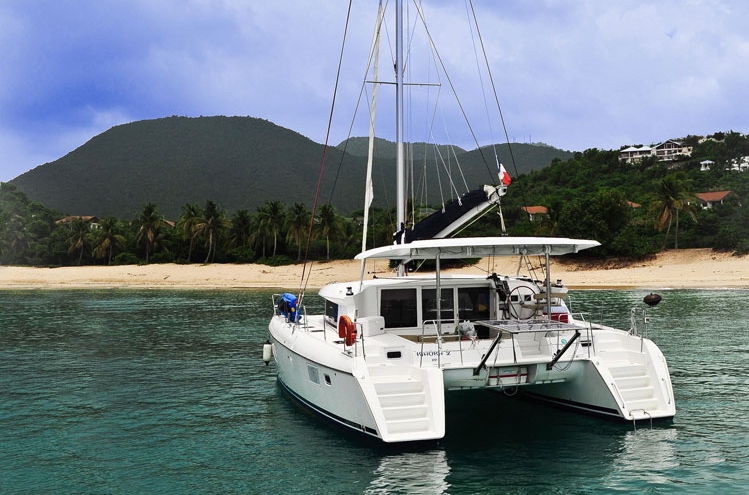 Bareboat Catamaran Lagoon 420