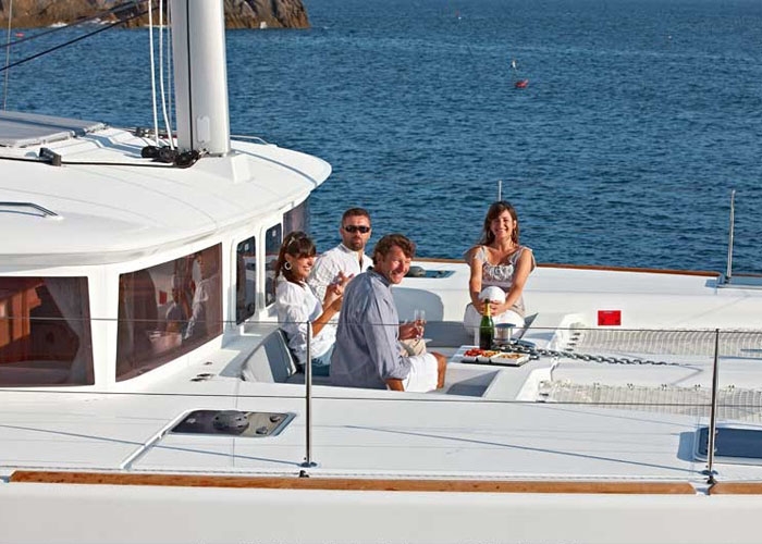 Bareboat Catamaran Lagoon 450 (2012) photo 4