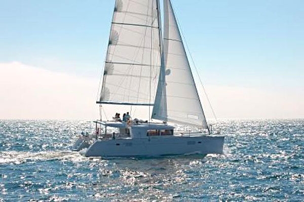 Bareboat Catamaran Lagoon 450
