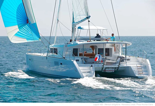 Bareboat Catamaran Lagoon 450 photo 4