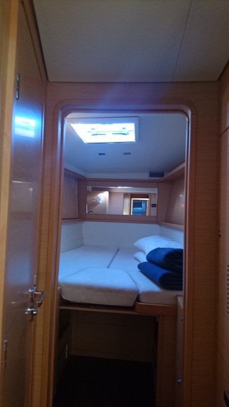 Bareboat Catamaran Lagoon 450 photo 7