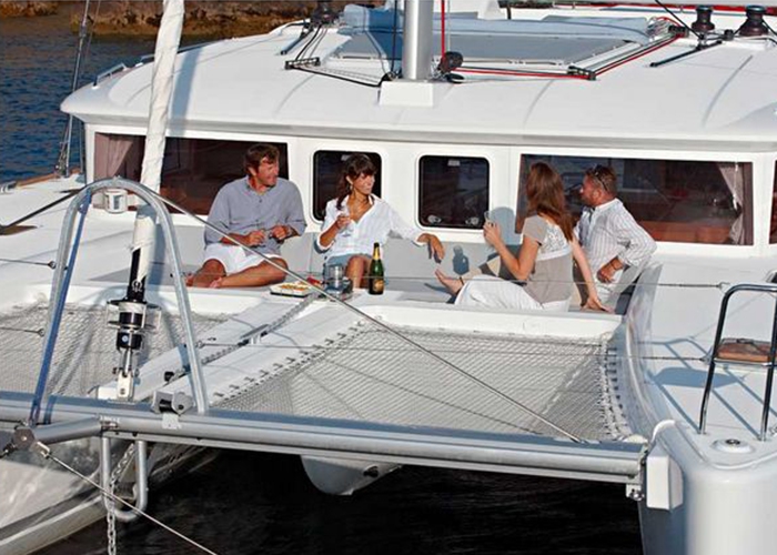 Bareboat Catamaran Lagoon 450 (2014SH) photo 3