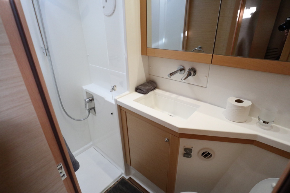 Bareboat Catamaran Galaxy photo 8