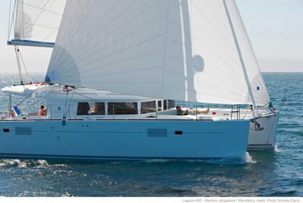 Bareboat Catamaran Lagoon 450s photo 5