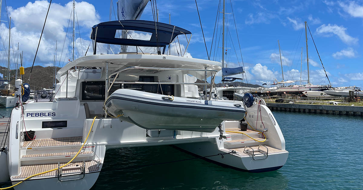Bareboat Catamaran PEBBLES