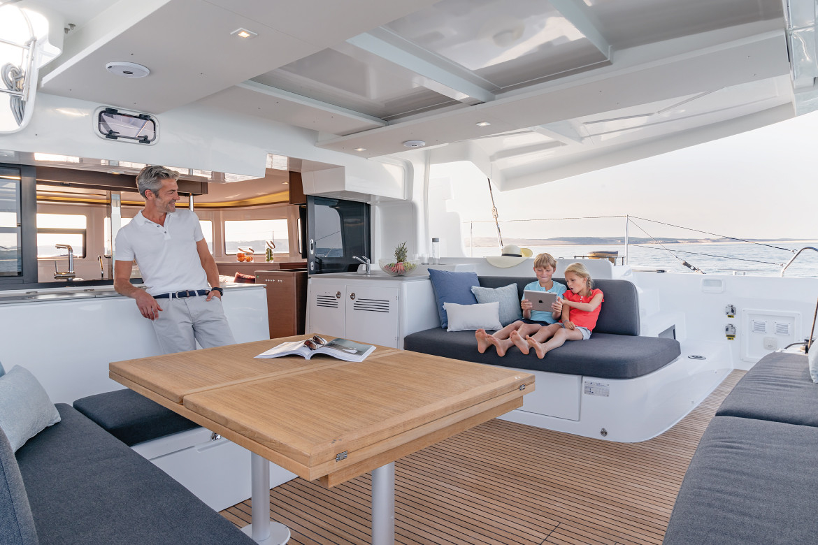 Bareboat Catamaran Lagoon 46 photo 3