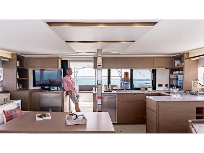 Bareboat Catamaran Lagoon 46 photo 5