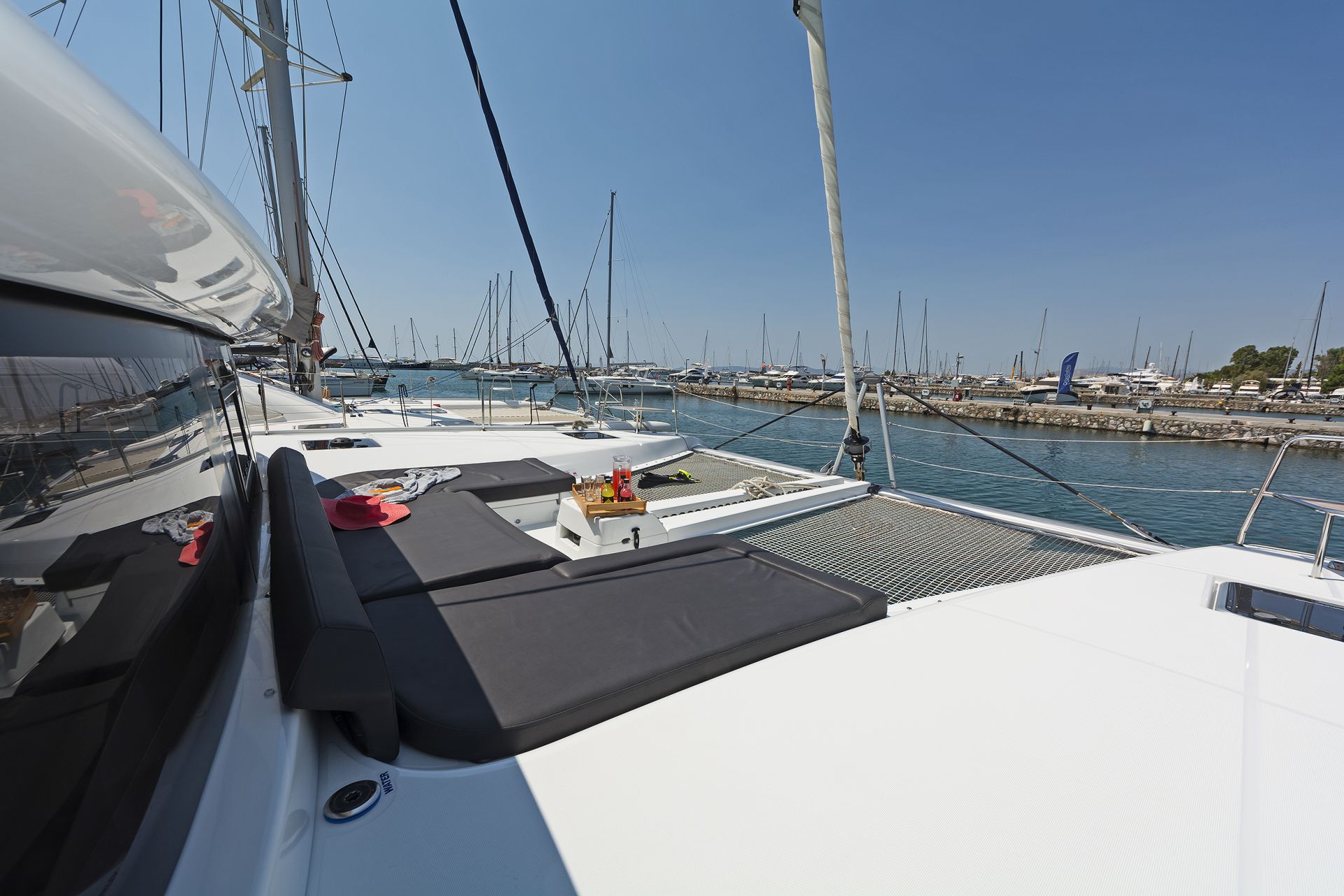 Bareboat Catamaran Lagoon 46 photo 4