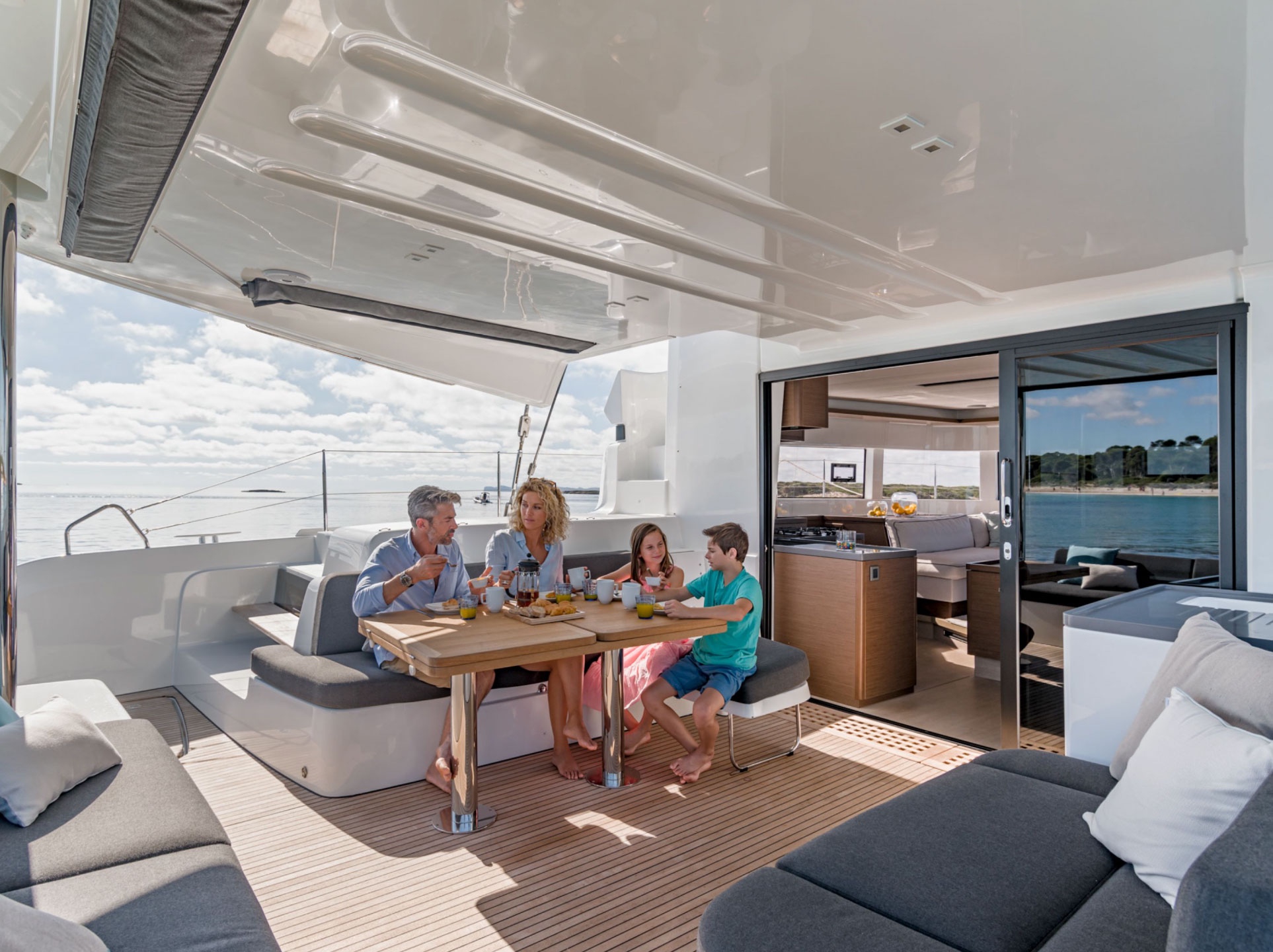 Bareboat Catamaran Lagoon 50 photo 6