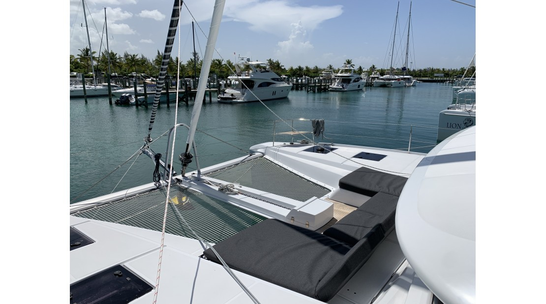 Bareboat Catamaran Lagoon 50 photo 6