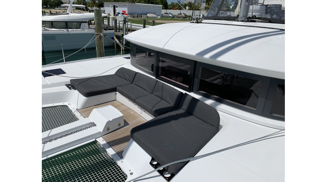 Bareboat Catamaran Lagoon 50 photo 7