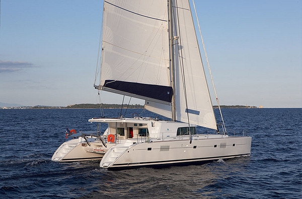 Bareboat Catamaran Lagoon 500 photo 5