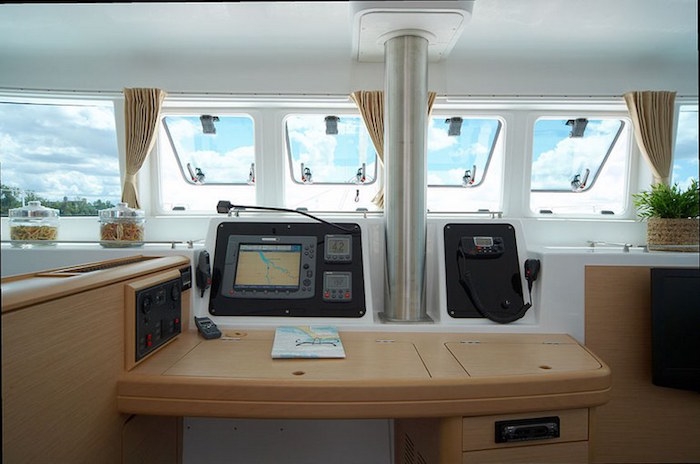 Bareboat Catamaran Lagoon 500 photo 5