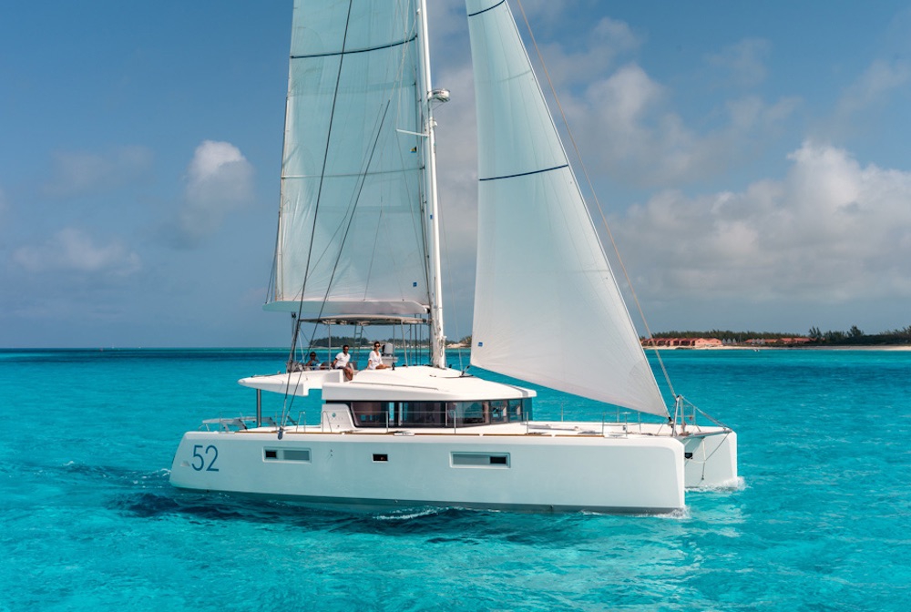 Bareboat Catamaran Lagoon 52