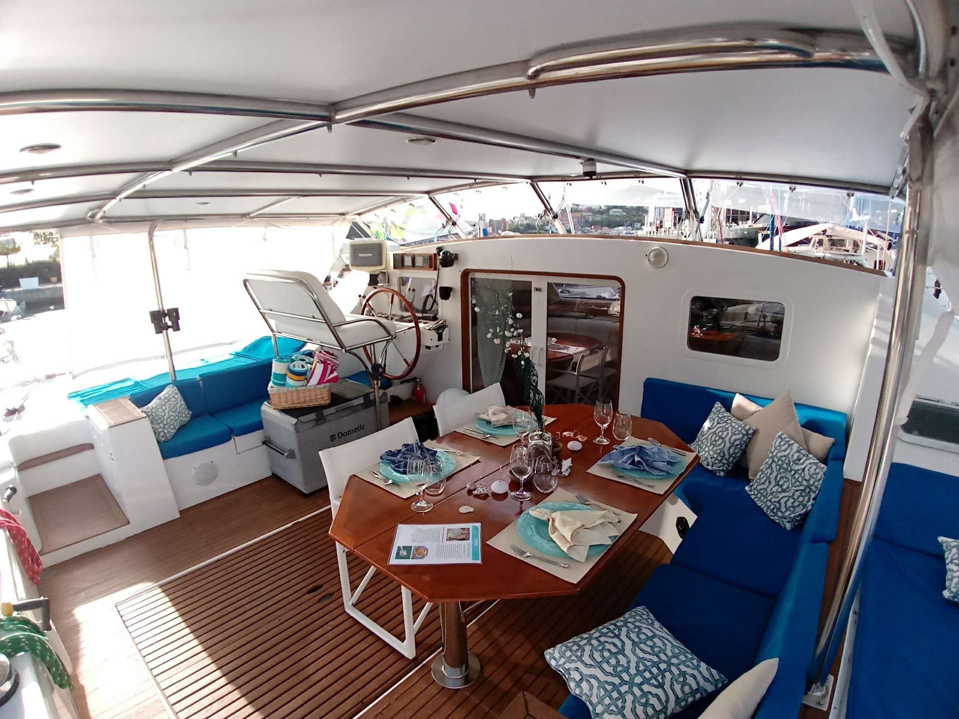 Luxury Crewed Catamaran Lagoon 57 photo 5