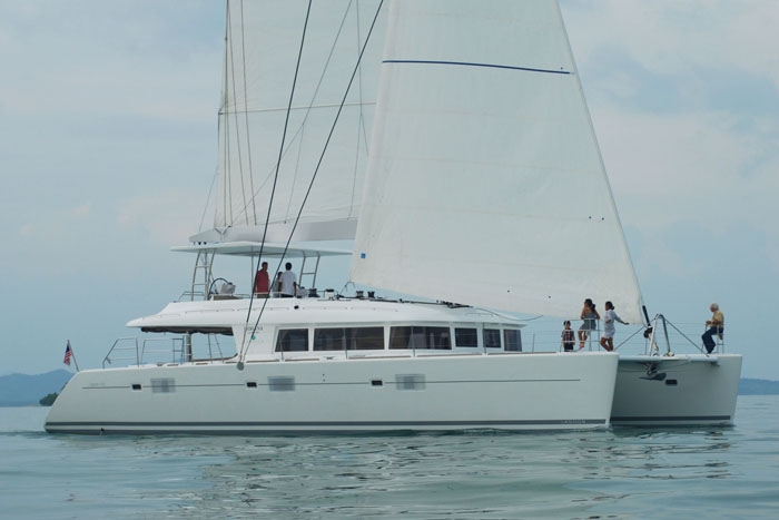 Crewed Catamaran Lagoon 620