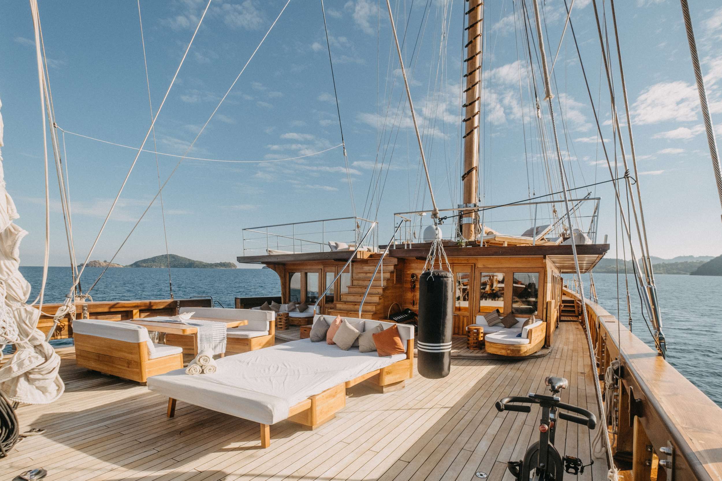 Luxury Crewed Sailing Yacht LAMIMA photo 3