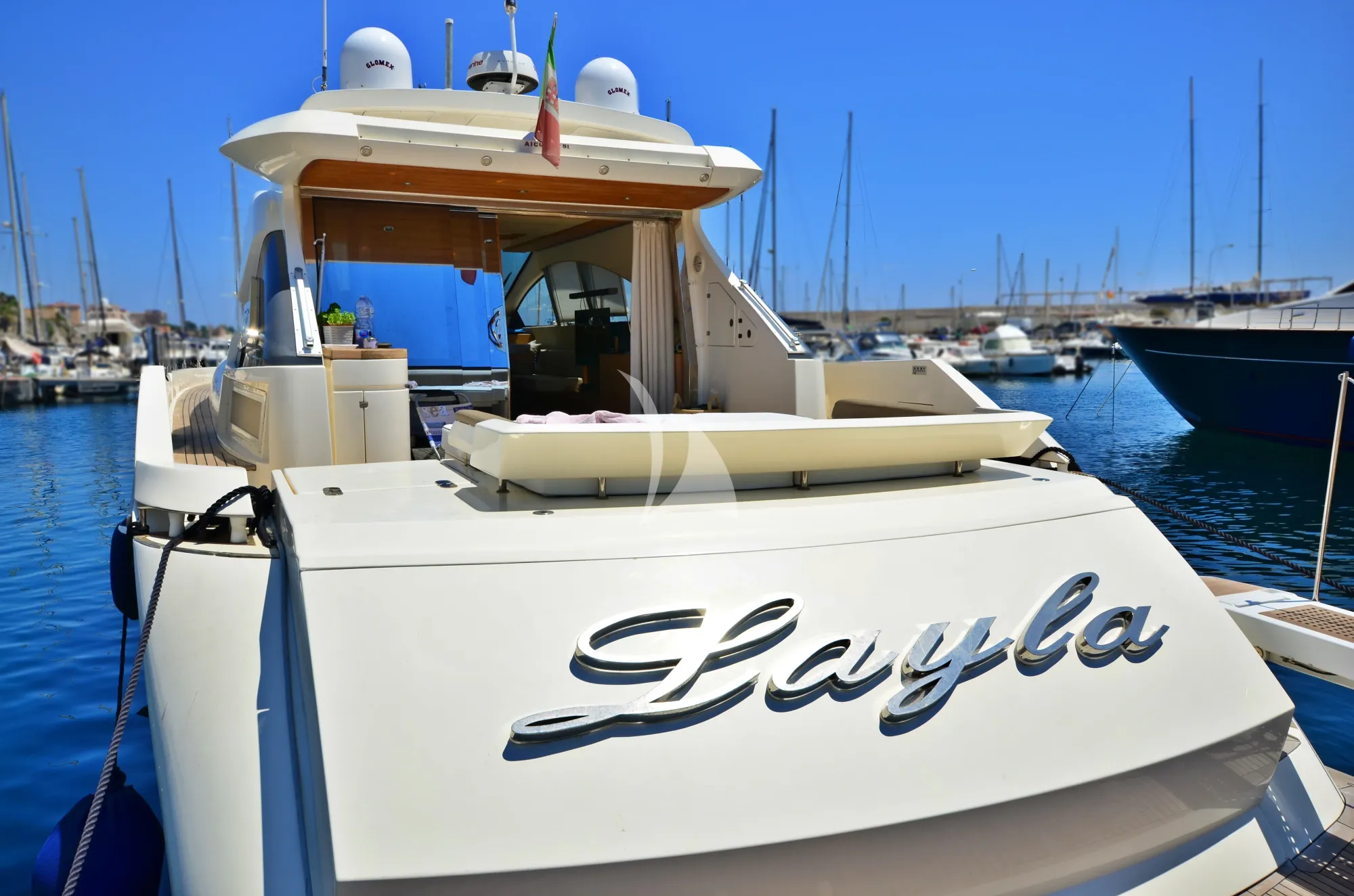 Crewed Motor Yacht LAYLA photo 5