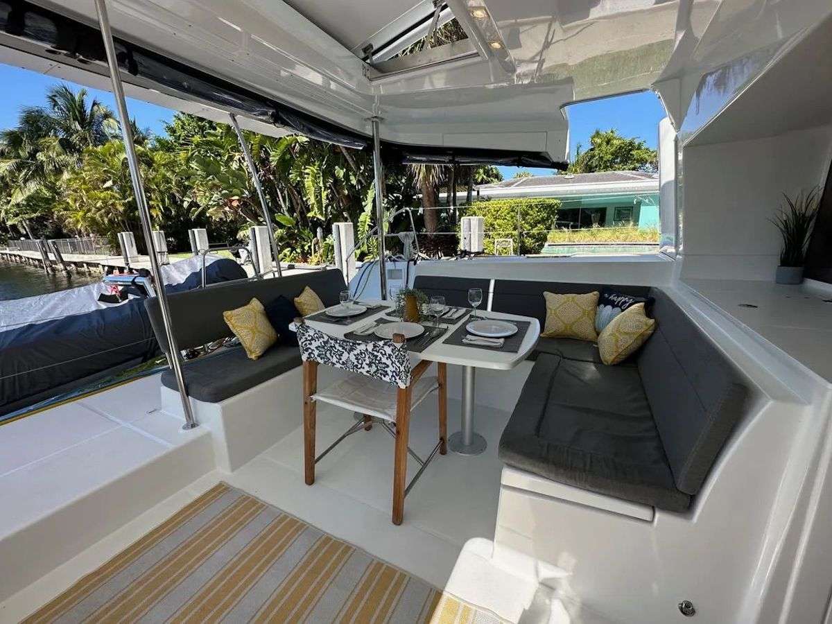 Crewed Catamaran LEAF CHASER photo 7