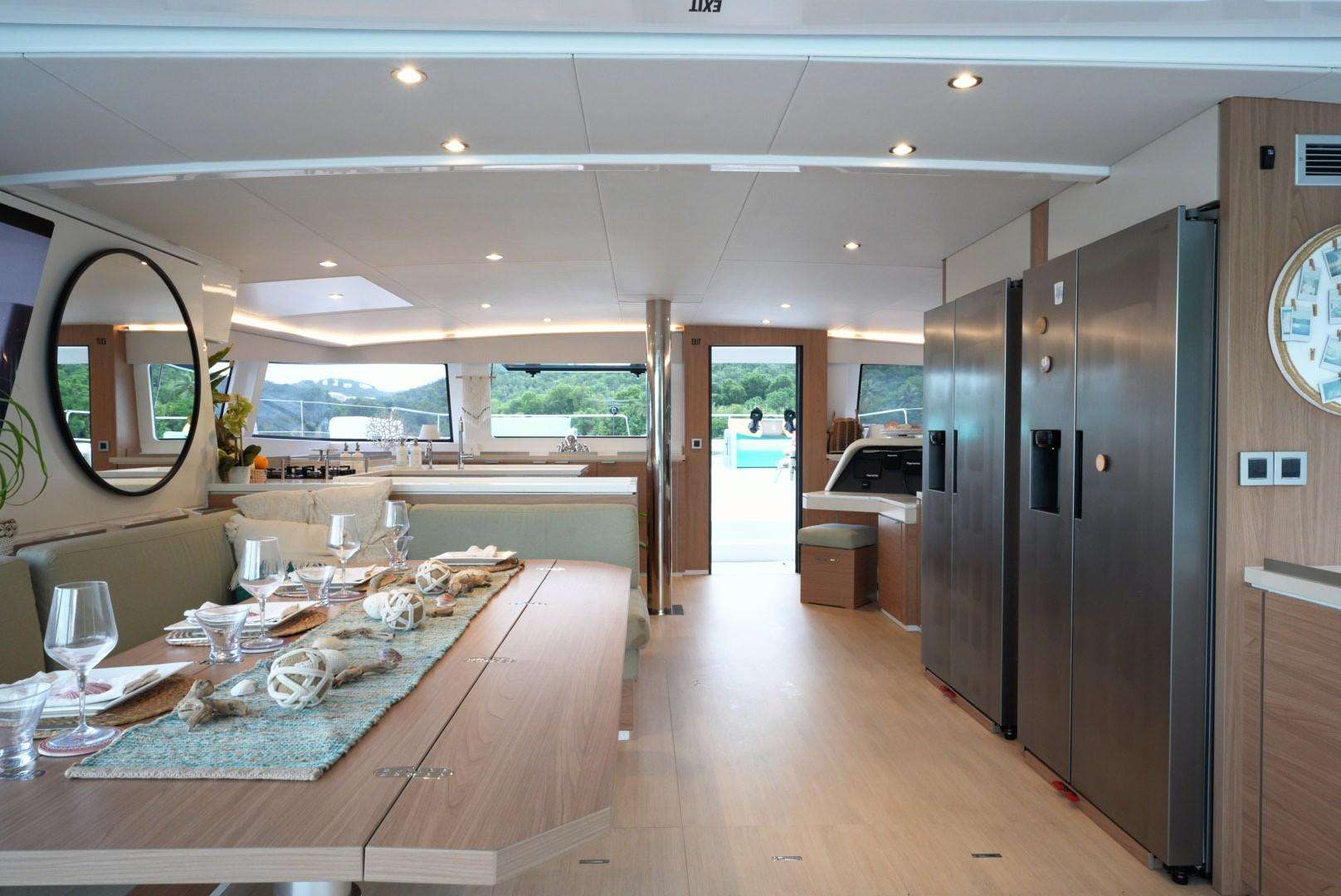 Crewed Catamaran LEGASEA photo 5