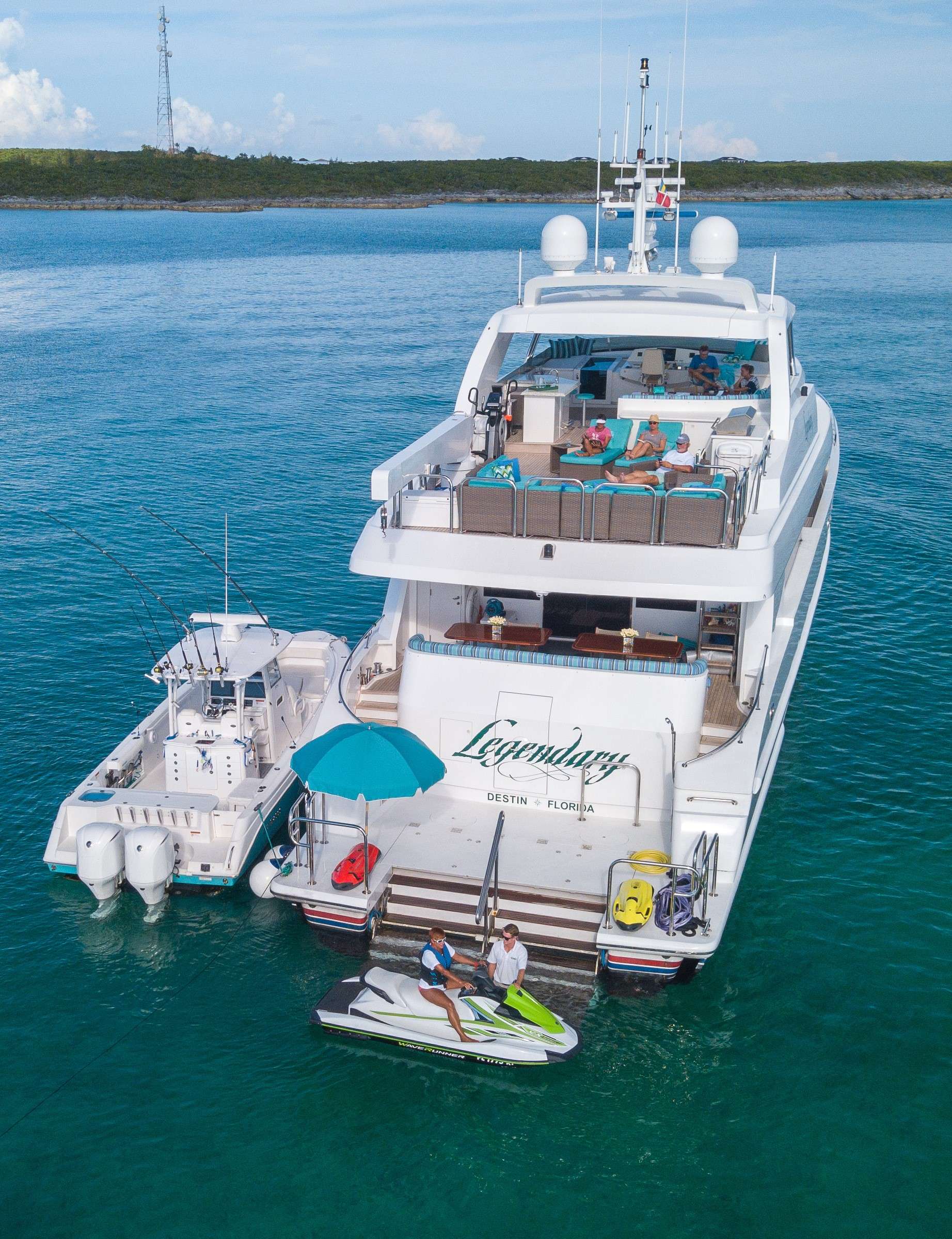 Luxury Crewed Motor Yacht LEGENDARY photo 5