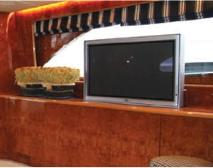 Luxury Crewed Motor Yacht MAGENTA I photo 4