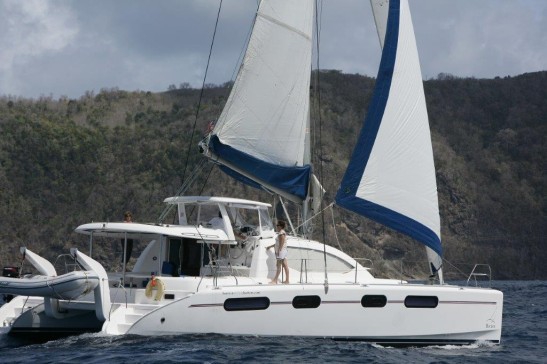 Bareboat Catamaran Leopard 46 photo 5