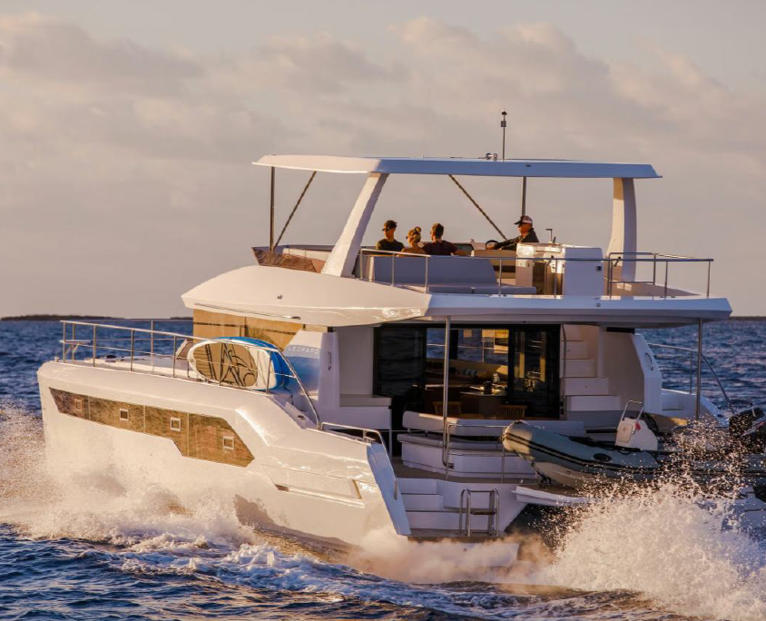 Power Catamaran Leopard 53 photo 5
