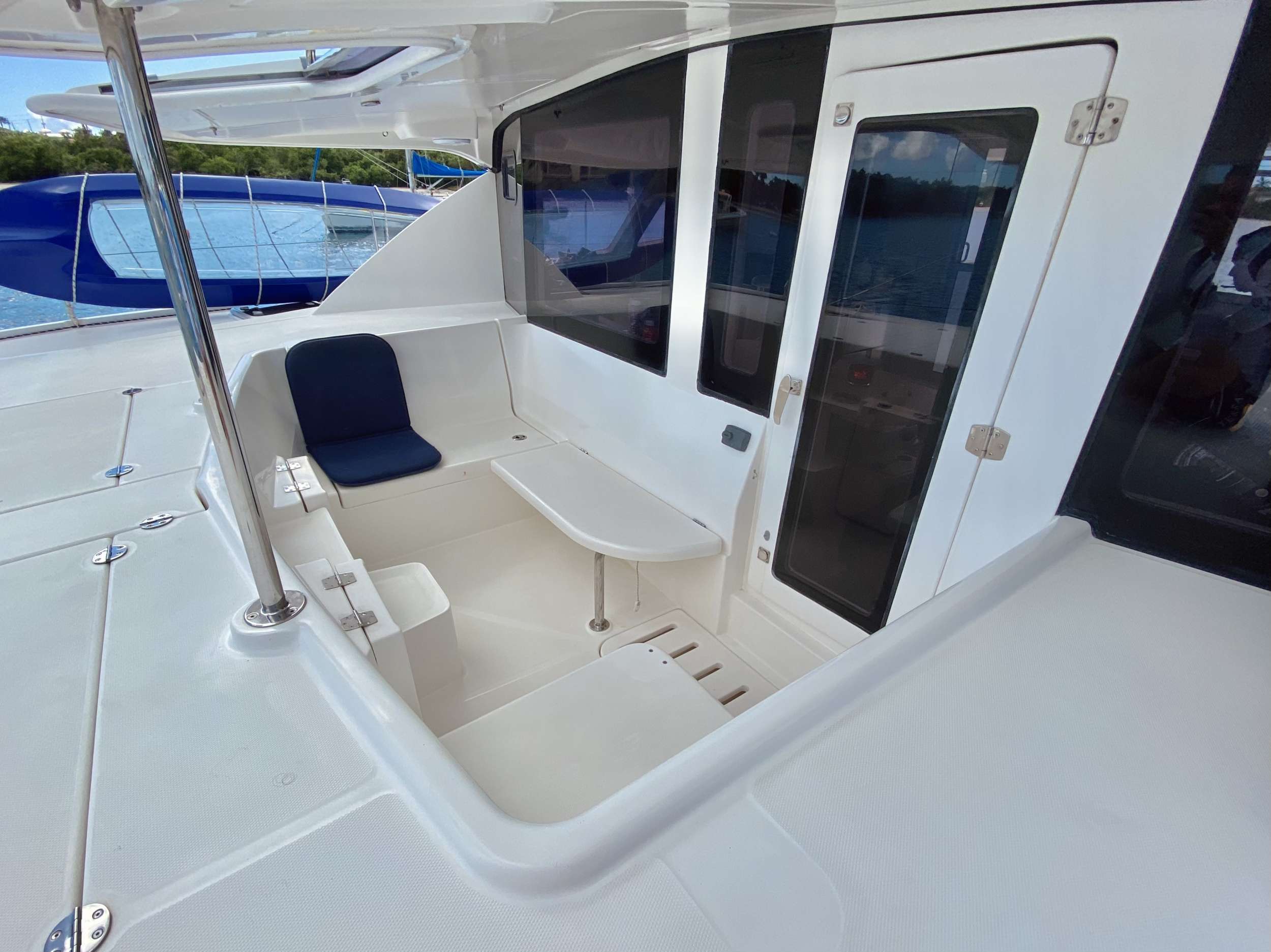 Crewed Catamaran LETS PLAY TWO photo 8