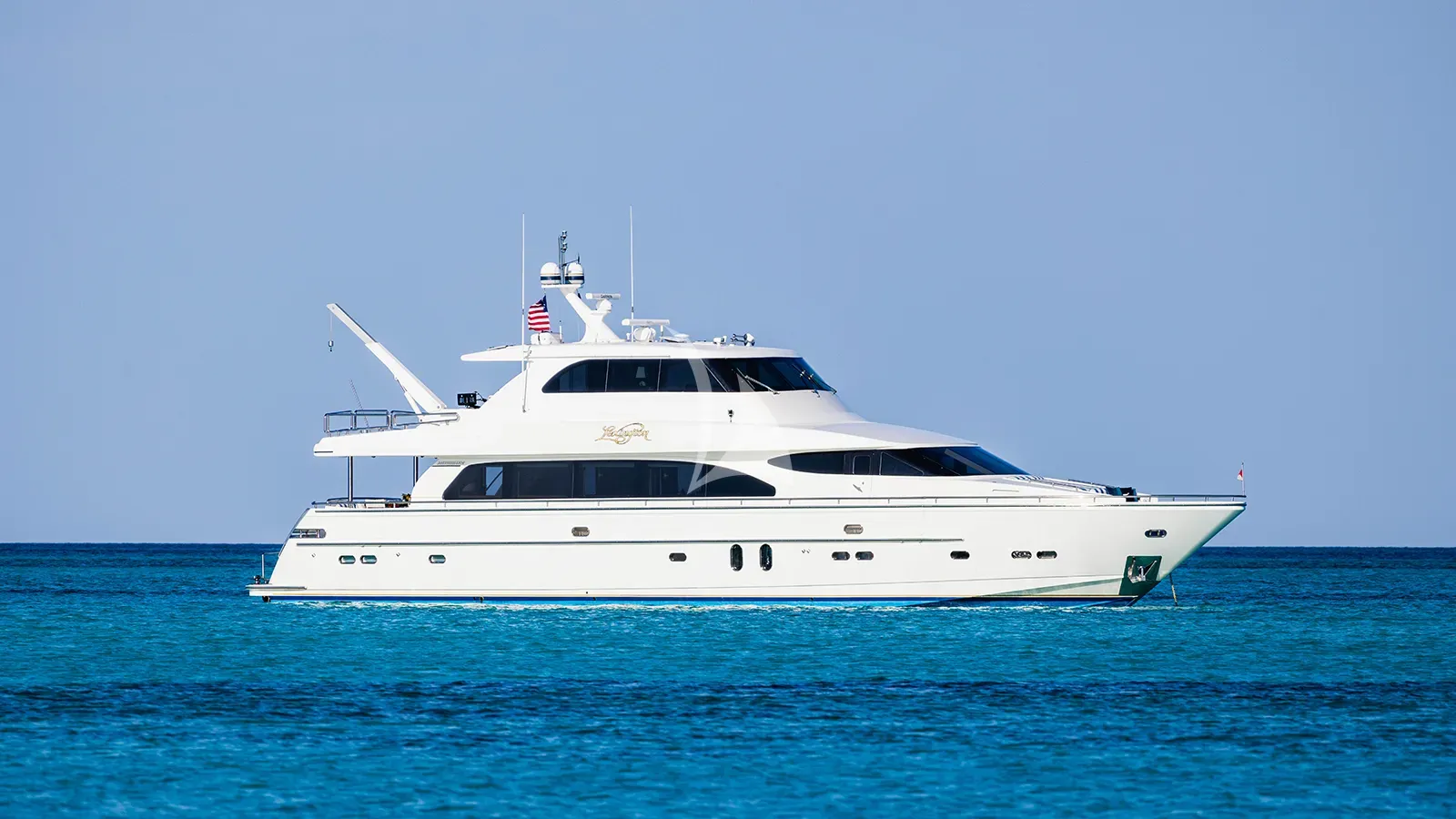 Luxury Crewed Motor Yacht LEXINGTON