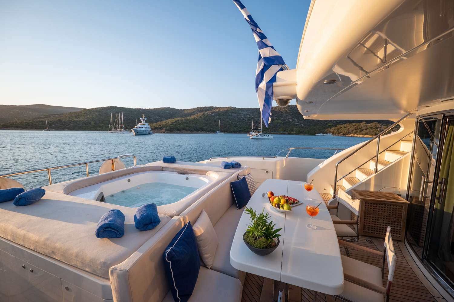 Luxury Crewed Motor Yacht LIBERDADE photo 4