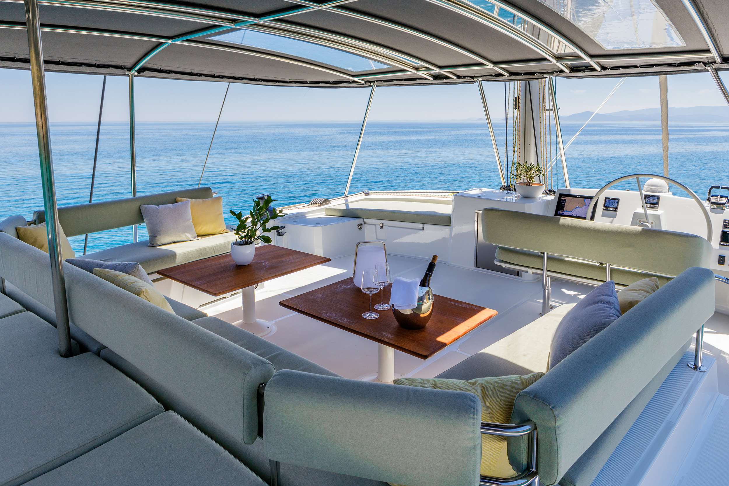 Luxury Crewed Catamaran LIBRA photo 7
